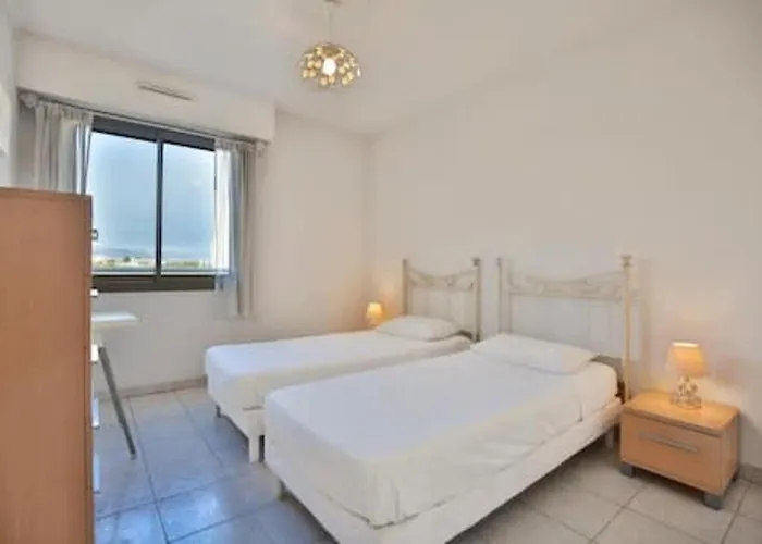 Charming Two-bedroom With Balcony And Garage By The Marina * Antibes